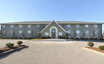 The Studios at Patchen - FREE Utilities in Lexington, KY - Building Photo