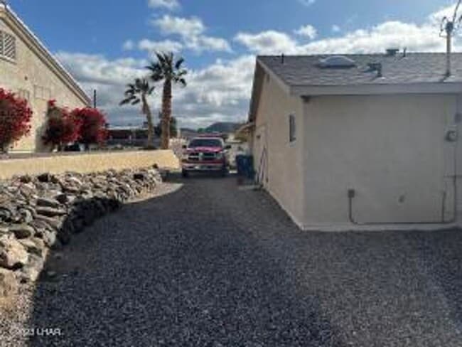 3785 Beachview Dr in Lake Havasu City, AZ - Building Photo - Building Photo