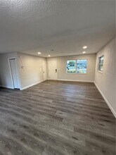 2209 SW 6th St in Ocala, FL - Building Photo - Building Photo