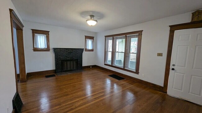 property at 1317 W Shiawassee St
