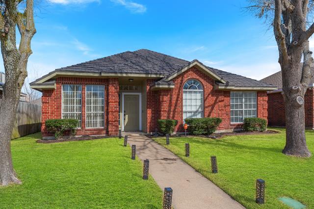 property at 2827 St Martin Dr