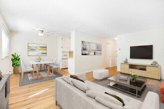 66 Pearl in Denver, CO - Building Photo - Building Photo