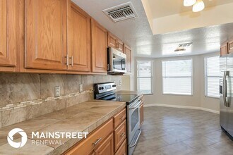10001 E Leila Dr in Tucson, AZ - Building Photo - Building Photo