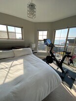 123 Queen Anne Ave N, Unit A402 in Seattle, WA - Building Photo