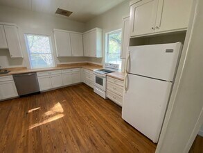 210 First St in Athens, GA - Building Photo - Building Photo