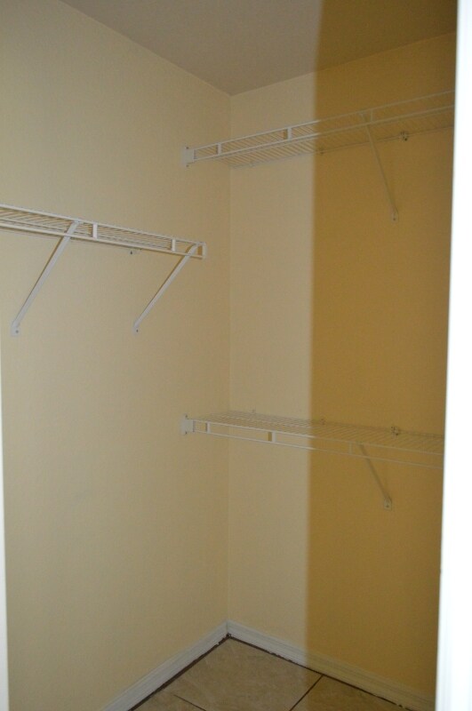 3200 36th St SW in Lehigh Acres, FL - Foto de edificio - Building Photo