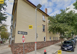 4 Cottage St, Unit 1 in Boston, MA - Building Photo - Building Photo