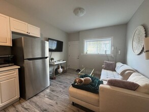 10178 Jackson Rd in Maple Ridge, BC - Building Photo - Building Photo