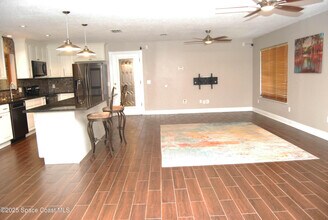 867 Huntington St NE in Palm Bay, FL - Building Photo - Building Photo
