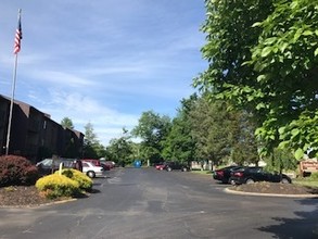 Ashton Park Apartments in Amelia, OH - Building Photo - Building Photo