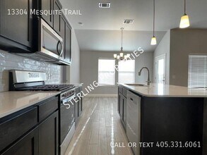 13304 Mesquite Trl in Piedmont, OK - Building Photo - Building Photo