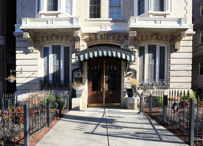 Covington in Washington, DC - Foto de edificio - Building Photo