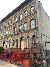 1007 Decatur St in Brooklyn, NY - Foto de edificio - Building Photo