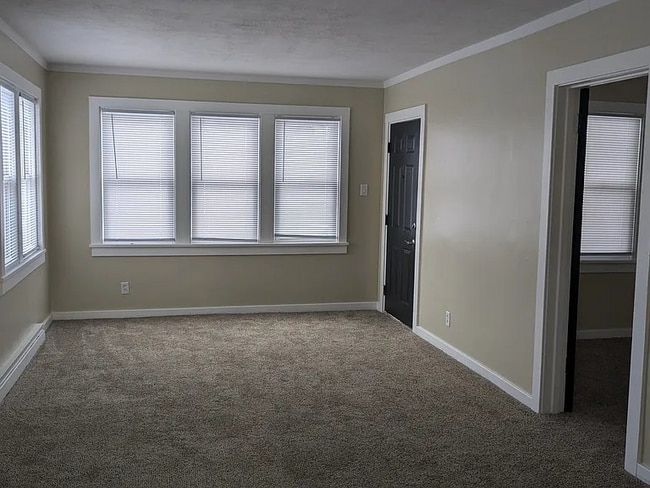 922 Burdette St in Mishawaka, IN - Building Photo - Building Photo