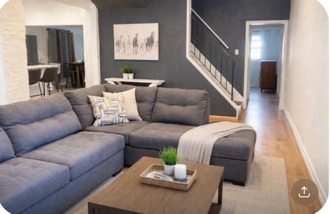 832 S Roosevelt St in Green Bay, WI - Foto de edificio - Building Photo