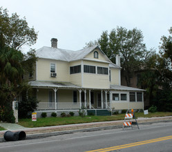 318 Tarpon Ave E in Tarpon Springs, FL - Building Photo - Building Photo