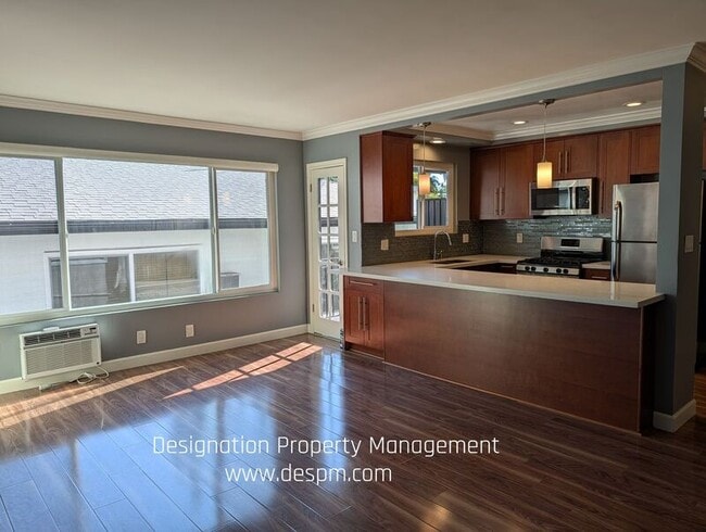 7638 Hampton Ave in West Hollywood, CA - Building Photo - Building Photo