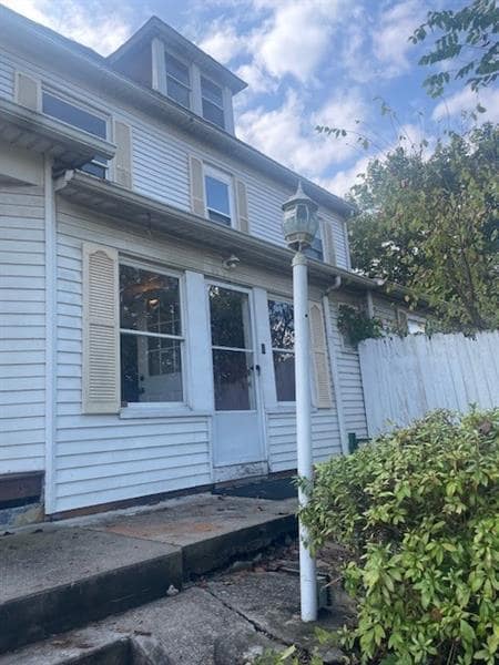 2522 State Ave in Moon Township, PA - Building Photo - Building Photo