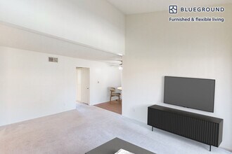 325 S San Dimas Canyon Rd in San Dimas, CA - Building Photo - Building Photo