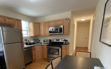 6 Nashua St, Unit 2 in Somerville, MA - Building Photo - Building Photo