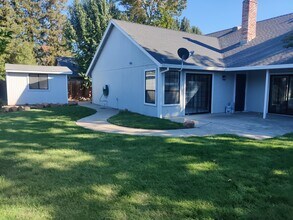 1097 North Point Dr in Yuba City, CA - Building Photo - Building Photo