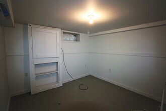 445 Waverly Rd in Davenport, IA - Building Photo - Building Photo