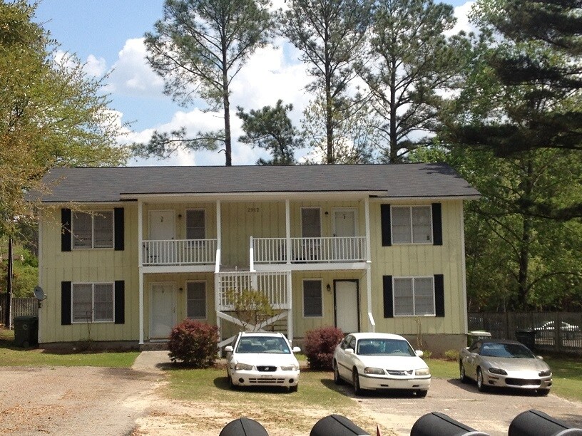 2912 Chatsworth Rd in Columbia, SC - Building Photo