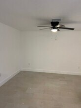 3632 Marion St in Ft. Myers, FL - Foto de edificio - Building Photo