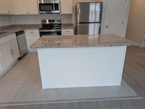 3394 Vesara Dr in Davenport, FL - Building Photo - Building Photo