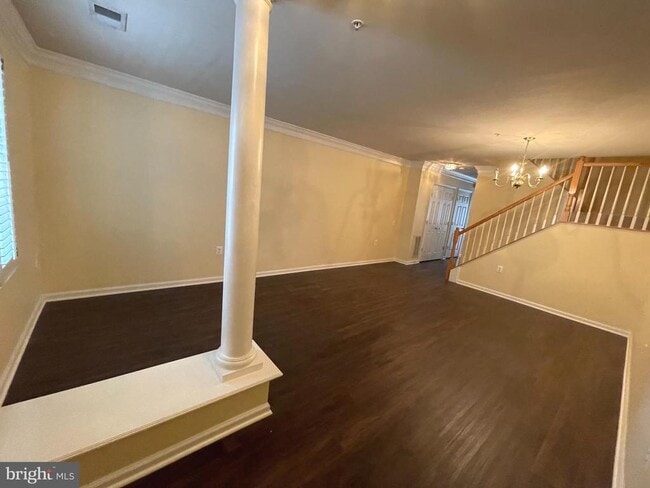 1306 Roundhouse Ln in Alexandria, VA - Building Photo - Building Photo