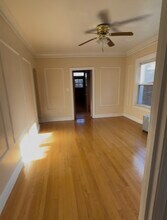 7825 S Phillips Ave in Chicago, IL - Building Photo - Building Photo