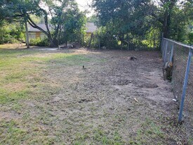 1009 Swift St in Albany, GA - Building Photo