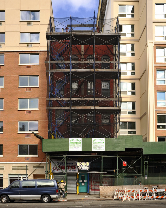 3221 3rd Ave in Bronx, NY - Building Photo