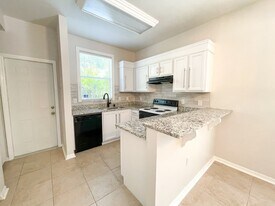 3575 SW 30th Way in Gainesville, FL - Building Photo