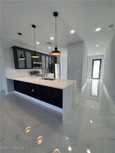 517 Johns Ave in Lehigh Acres, FL - Building Photo - Building Photo