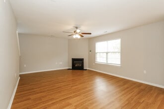 8525 Emerald Fern Way in Charlotte, NC - Building Photo - Building Photo