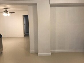 414 NW 53rd St, Unit 2 in Miami, FL - Building Photo - Building Photo