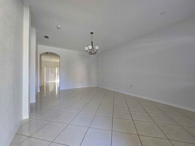 10924 SW 182nd Ln in Miami, FL - Building Photo - Building Photo