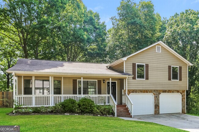 property at 1465 Moriah Trce