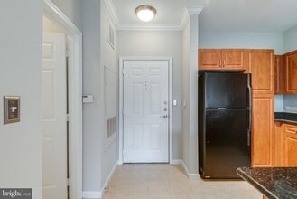 12958 Centre Park Cir in Herndon, VA - Building Photo - Building Photo