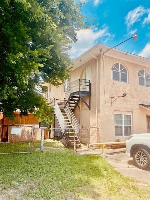 property at 1602 Henninger St