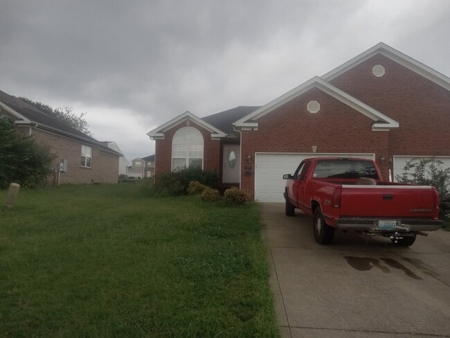 property at 575 Village Creek Dr
