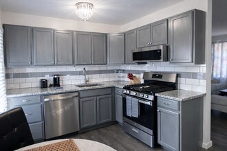 4517 S Peoria Ave in Tulsa, OK - Building Photo - Building Photo