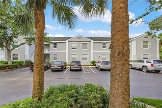 12131 Summergate Cir in Ft. Myers, FL - Building Photo - Building Photo