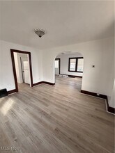 612 Hallie Ave in Akron, OH - Building Photo - Building Photo