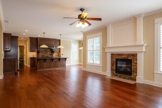 9011 W 158th Terrace in Overland Park, KS - Building Photo - Building Photo