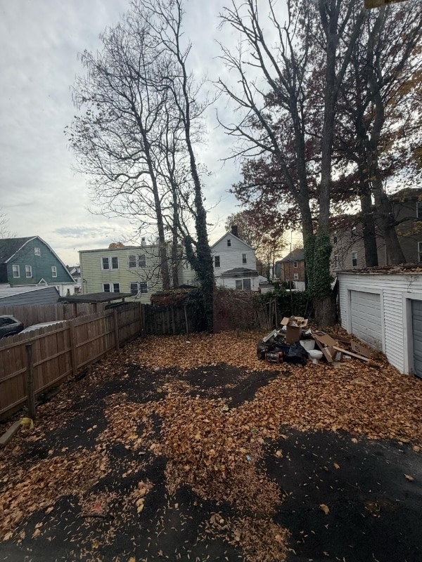 32 Kenmore Ave in Newark, NJ - Foto de edificio - Building Photo