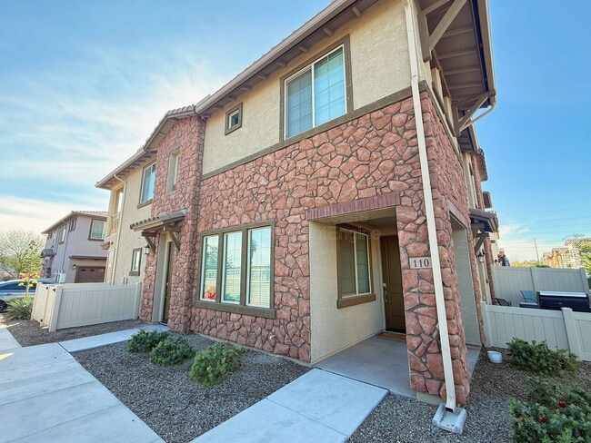 4100 S Pinelake Way in Chandler, AZ - Building Photo - Building Photo