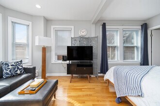 2 Holden Ct in Boston, MA - Building Photo - Building Photo