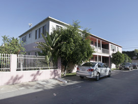 6330 Vineland Ave in North Hollywood, CA - Building Photo - Building Photo